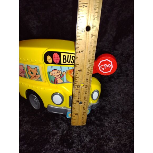 Cocomelon Sing With Me Boombox School Bus Plays 7 Songs and Sound Effects 2021 - Picture 4 of 5